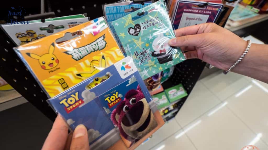 Du khách dễ dàng tìm thấy các thiết kế của Easy Card tại các cửa hàng tiện lợi tại Đài Loan