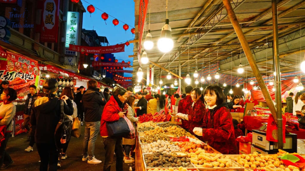 Khu phố Dihua nổi tiếng với các mặt hàng truyền thống đảo quốc